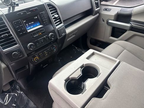 Used 2016 Ford F150 XLT image 22
