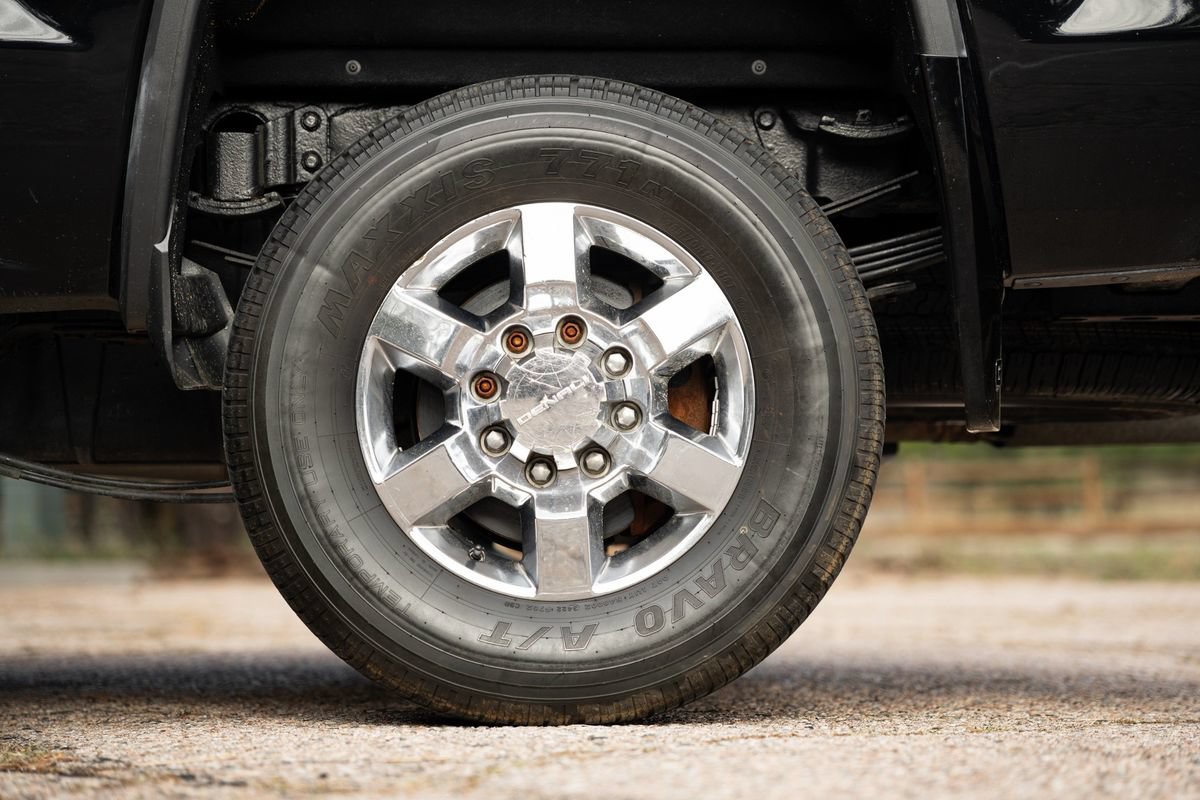 Used 2019 GMC Sierra 3500 Denali AWD/4WD image 12