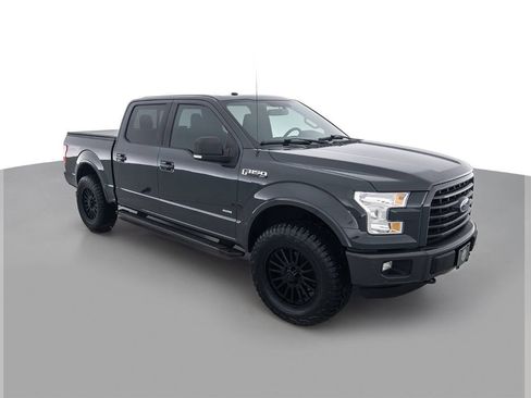 Used 2016 Ford F150 XLT w/ Equipment Group 302A Luxury image 3