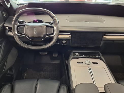 Used 2025 Lincoln Navigator Reserve w/ Jet Appearance Package AWD/4WD image 14