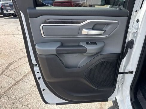 Used 2023 RAM 1500 Big Horn AWD/4WD image 17