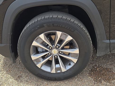 Used 2025 Chevrolet Equinox LT AWD/4WD image 10