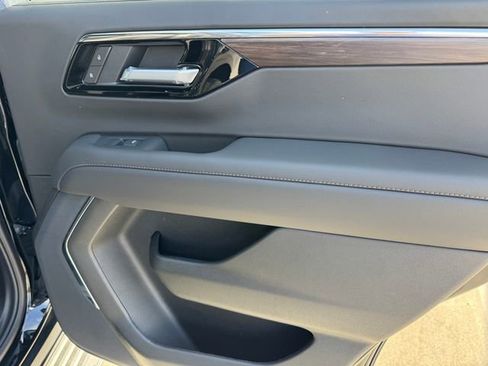 New 2026 Chevrolet Tahoe LS w/ LPO, Dark Essentials Package image 9