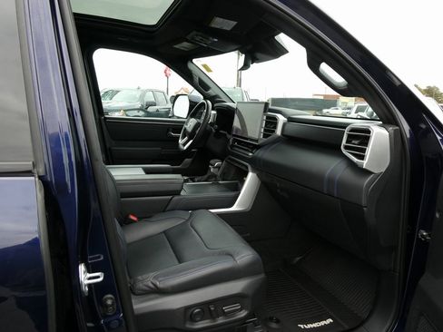 Used 2022 Toyota Tundra Platinum image 17