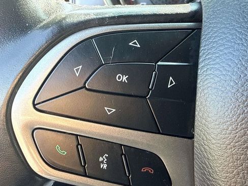 Used 2020 Dodge Charger SXT w/ Leather Interior Group image 20