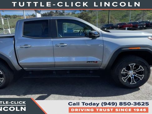 Used 2024 GMC Canyon AT4 AWD/4WD image 9