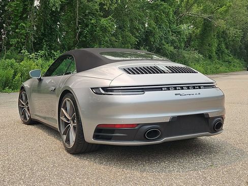 Certified 2020 Porsche 911 Carrera 4S AWD/4WD image 3