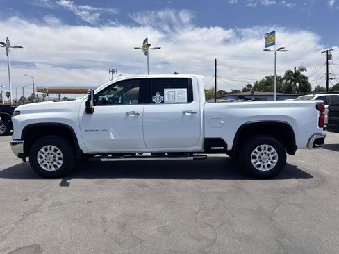 Used 2024 Chevrolet Silverado 2500 LTZ w/ LTZ Convenience Package AWD/4WD image 8