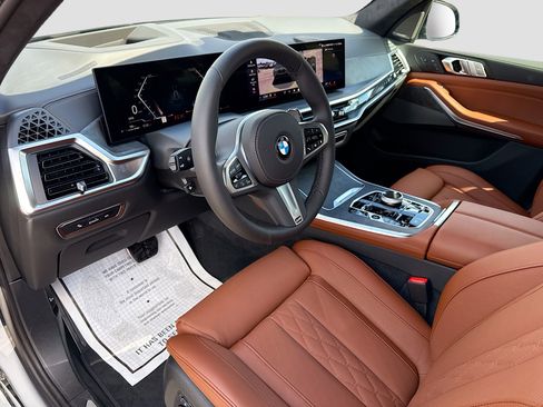 New 2026 BMW X7 xDrive40i w/ Executive Package image 27