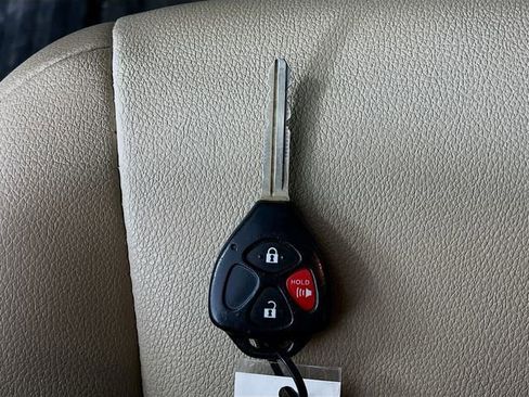 Used 2017 Toyota 4Runner SR5 Premium image 12