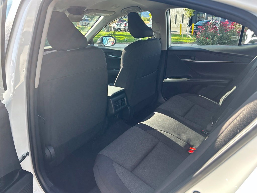 Used 2025 Toyota Camry LE FWD image 18