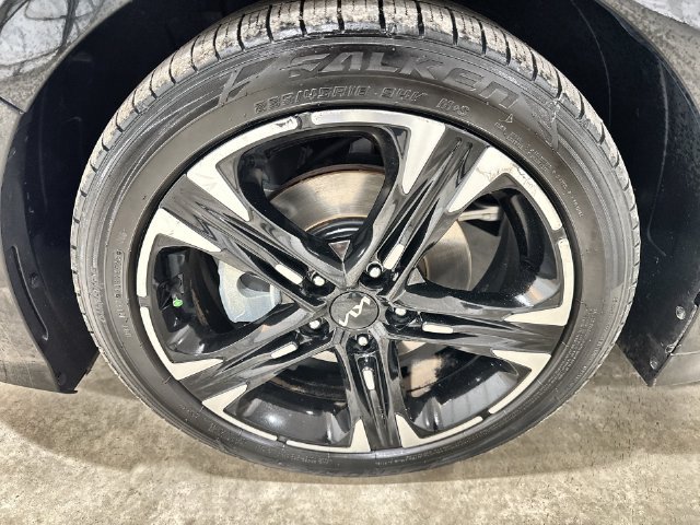 Used 2022 Kia K5 GT-Line FWD image 32
