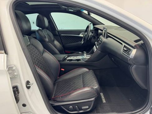 Used 2020 Genesis G70 3.3T w/ Sport Package image 16