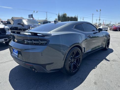 Used 2018 Chevrolet Camaro SS RWD image 6