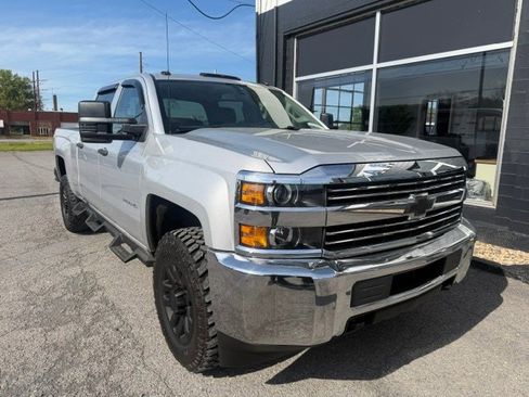 Used 2016 Chevrolet Silverado 2500 W/T w/ WT Convenience Package AWD/4WD image 7