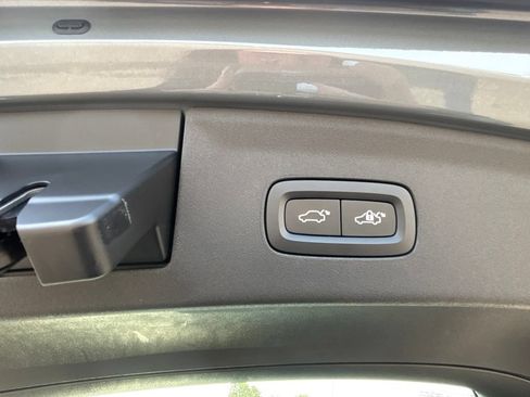 Used 2022 Polestar Polestar 2 w/ Plus Package AWD/4WD image 40