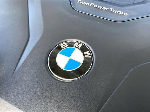 Used 2024 BMW X4 xDrive30i w/ Premium Package image 34