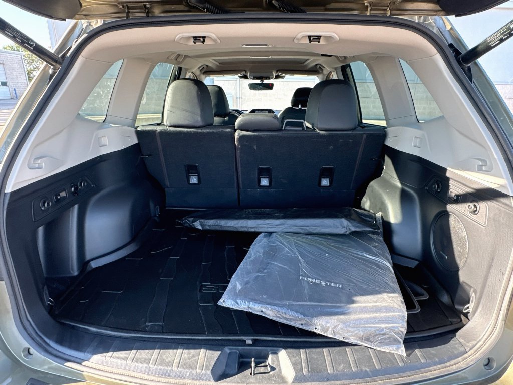 Certified 2023 Subaru Forester Limited w/ Popular Package #2 AWD/4WD image 32