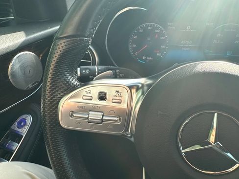 Used 2021 Mercedes-Benz GLC 300 image 15