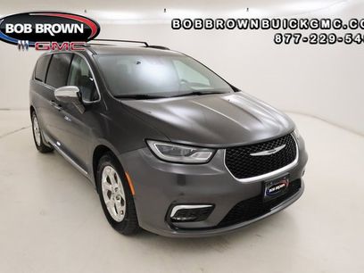 Used 2022 Chrysler Pacifica Limited