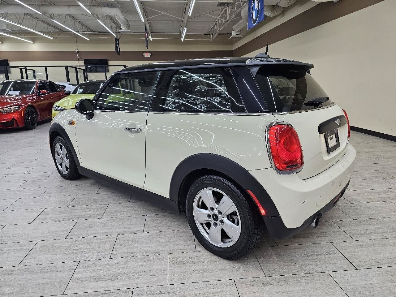 Used 2016 MINI Cooper 2-Door Hardtop FWD image 9