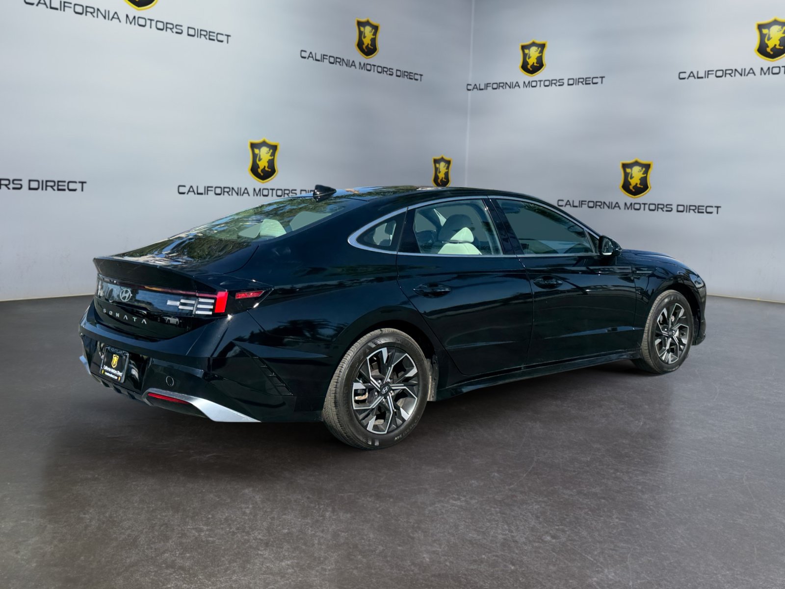 Used 2025 Hyundai Sonata SEL FWD image 5