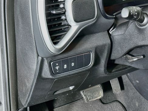 Used 2025 Kia Soul LX w/ LX Technology Package FWD image 17