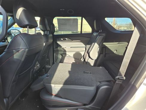 New 2026 Ford Explorer ST AWD/4WD image 9