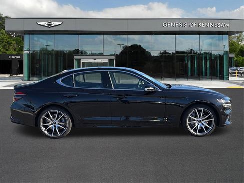Used 2026 Genesis G70 2.5T Prestige image 8
