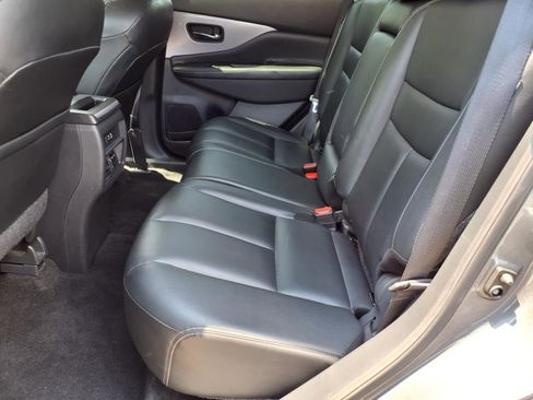 Used 2023 Nissan Murano SV image 10