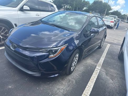 Used 2024 Toyota Corolla LE FWD image 1