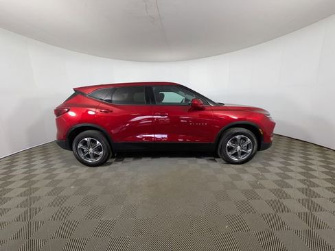 Used 2024 Chevrolet Blazer LT w/ Driver Confidence Package FWD image 32