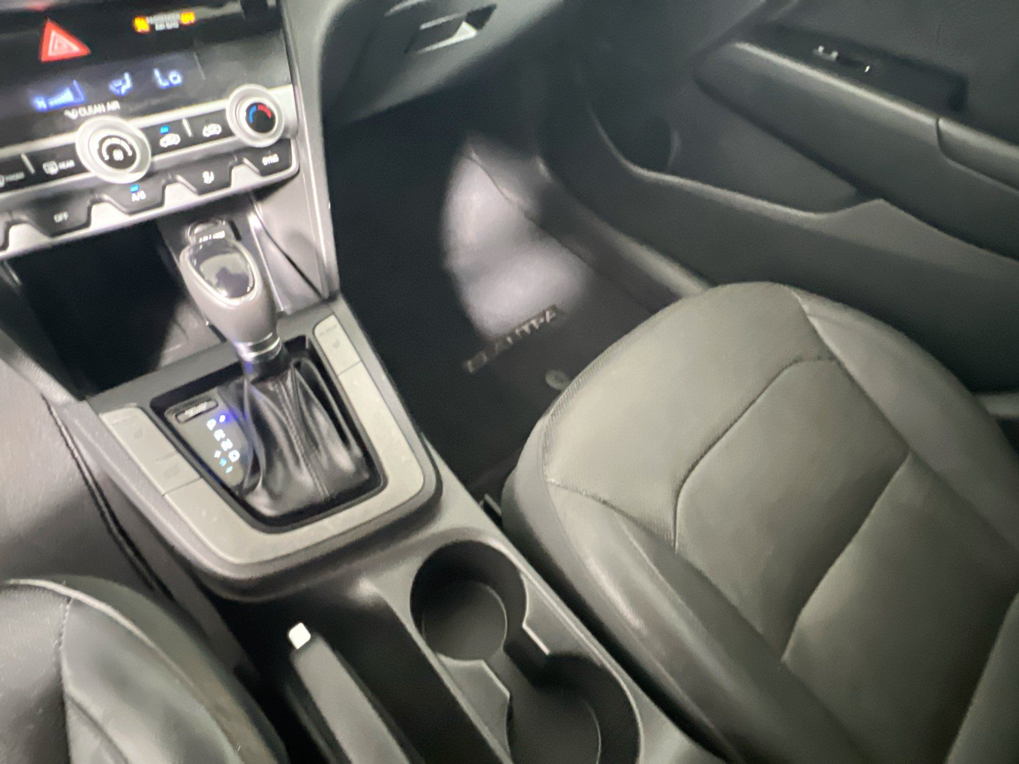 Used 2019 Hyundai Elantra Limited w/ Cargo Package FWD image 25