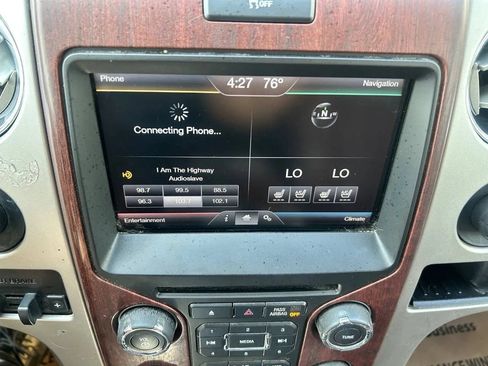 Used 2014 Ford F150 King Ranch w/ King Ranch Luxury Package RWD image 19