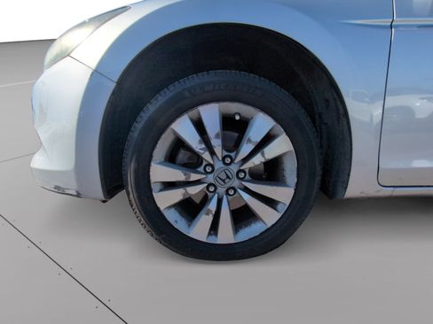 Used 2009 Honda Accord EX image 9
