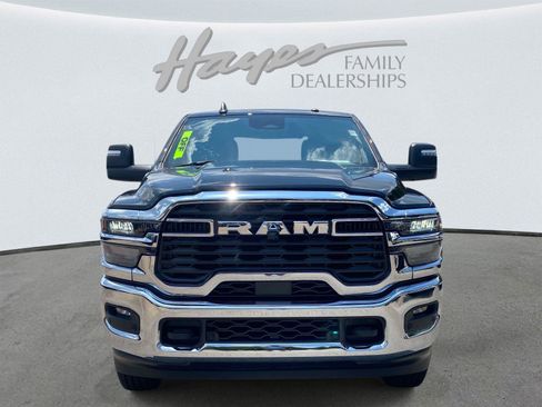 Used 2026 RAM 2500 Big Horn AWD/4WD image 11