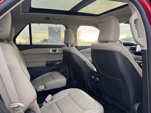 Used 2020 Ford Explorer Limited w/ Class III Trailer Tow Package image 28