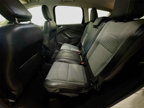 Used 2018 Ford Escape SE w/ SE Sport Appearance Package image 27