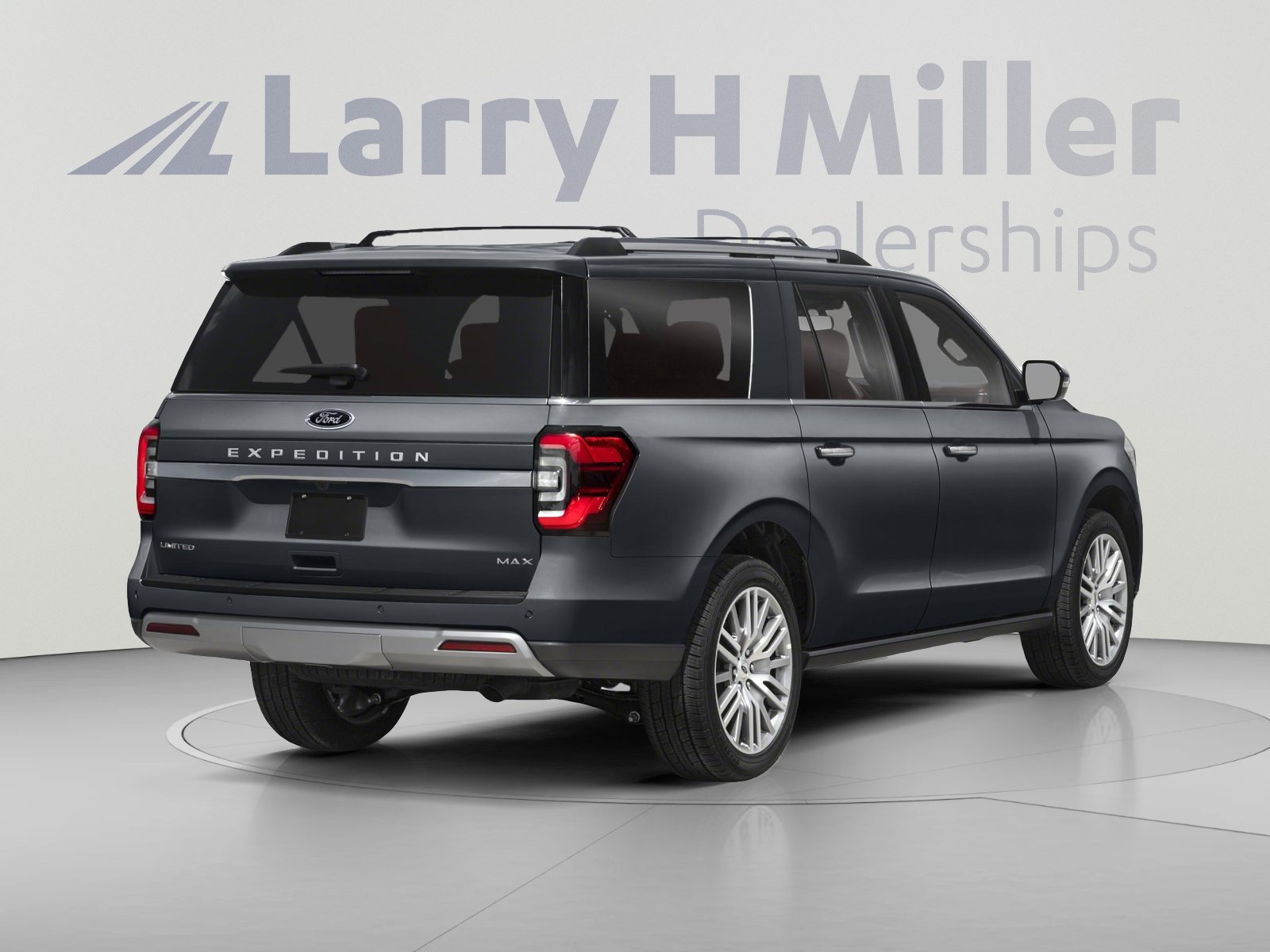 Used 2024 Ford Expedition Max Limited AWD/4WD image 2