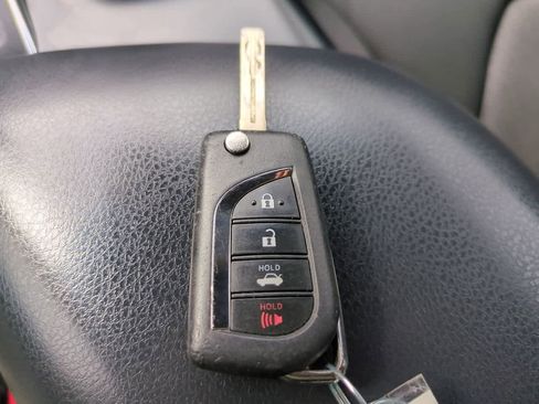 Used 2019 Toyota Camry LE FWD image 25