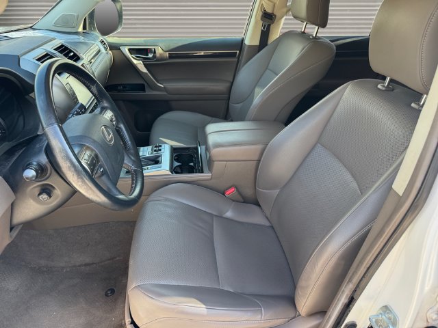 Used 2019 Lexus GX 460 AWD/4WD image 10