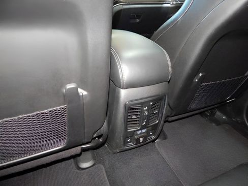 Used 2021 Jeep Grand Cherokee SRT AWD/4WD image 27