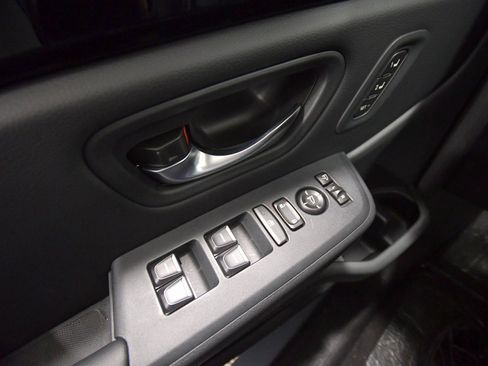 Certified 2025 Honda Pilot TrailSport image 18