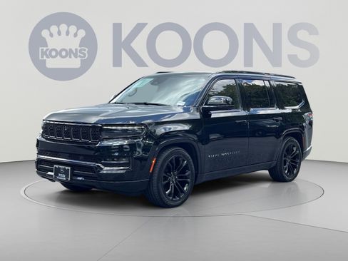 Used 2022 Jeep Grand Wagoneer Series II AWD/4WD image 5