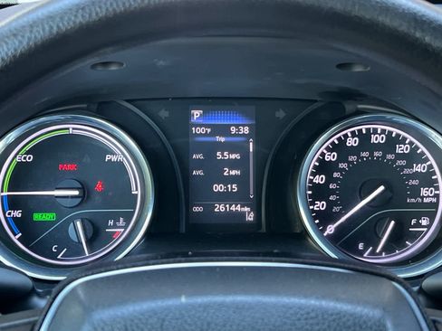 Used 2020 Toyota Camry LE FWD image 26