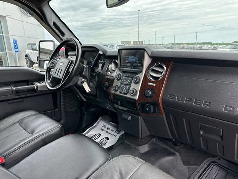 Used 2015 Ford F350 Lariat w/ Chrome Package AWD/4WD image 31