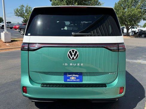 Used 2025 Volkswagen ID. Buzz 1st Edition AWD/4WD image 14