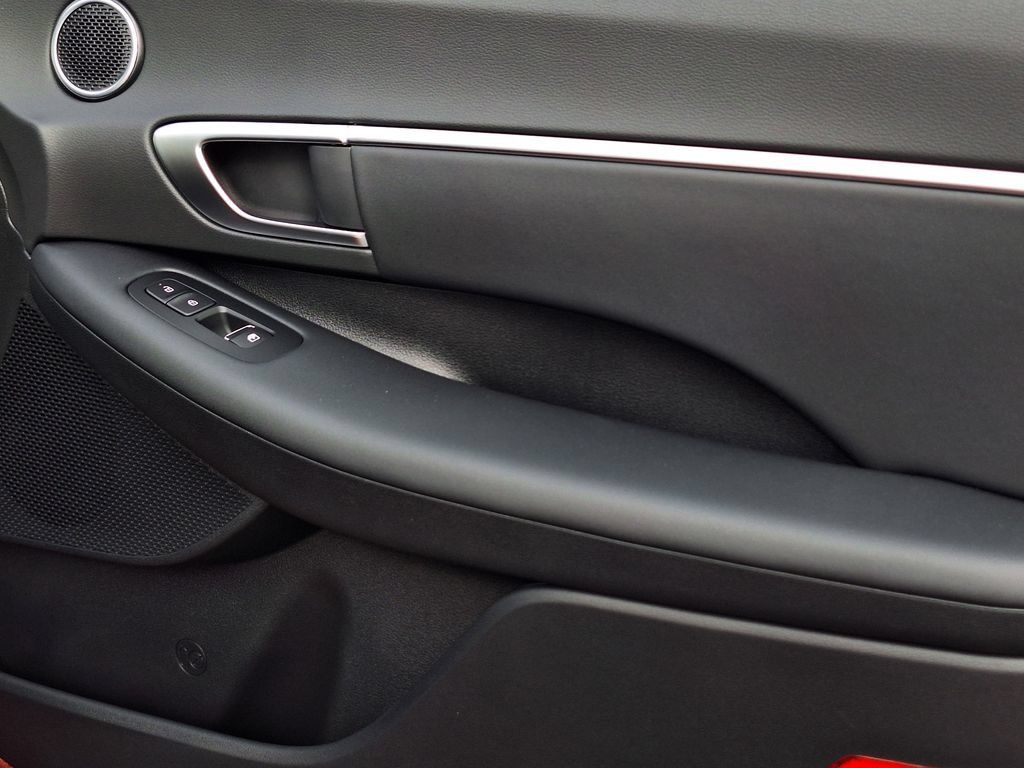New 2026 Hyundai Sonata SEL FWD image 28
