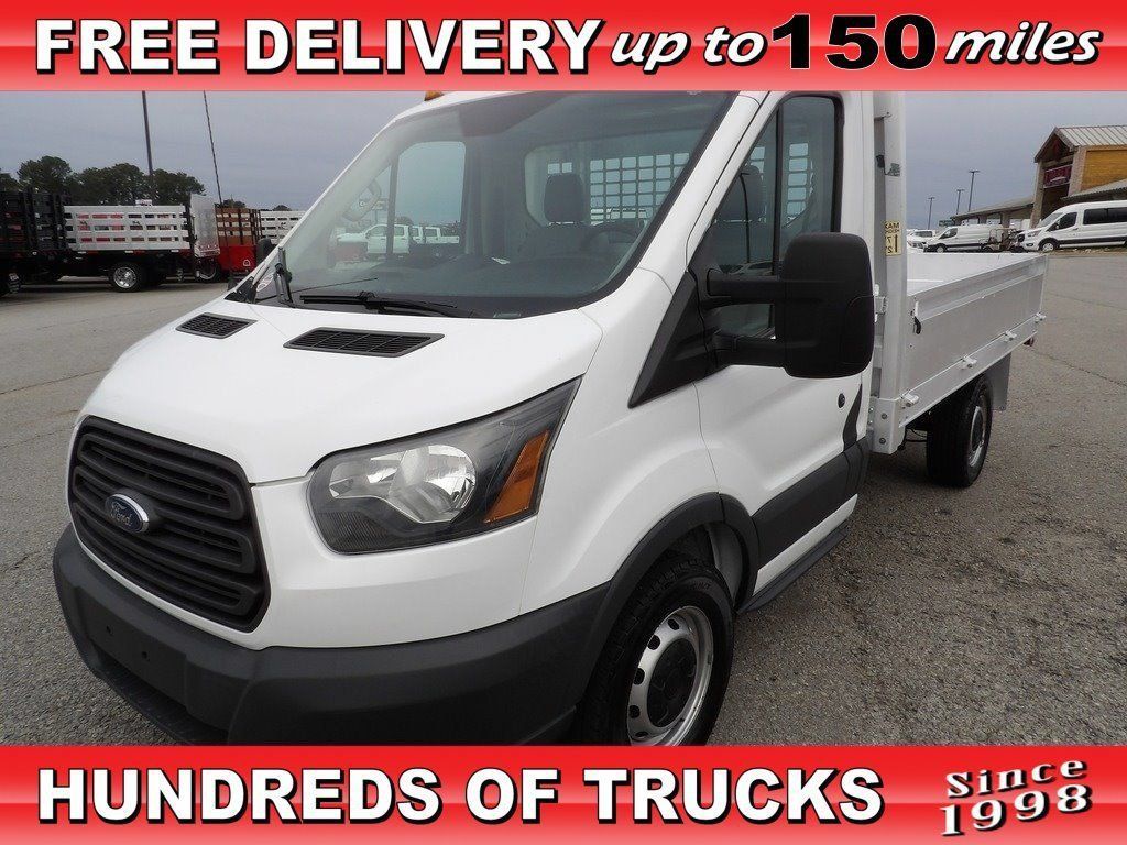 Used 2017 Ford Transit 250 138 RWD image 1