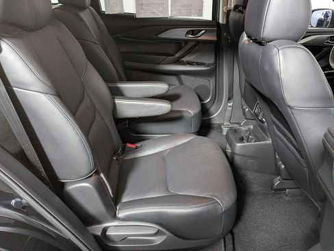 Used 2023 MAZDA CX-9 Touring image 38